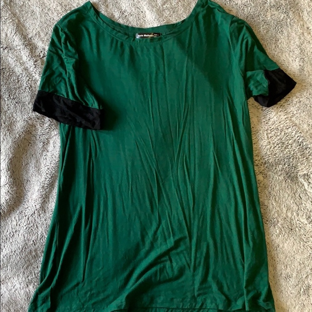 Women’s Green Top